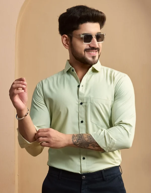 STONEBERG Men Slim Fit Solid Spread Collar Formal Shirt